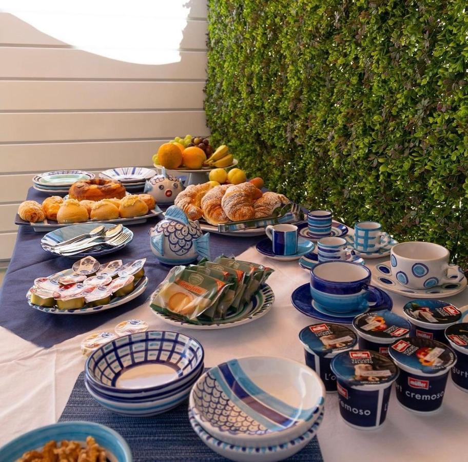 Al Chiaro Di Luna Luxury Suites Amalfi Coast Vietri Exterior foto
