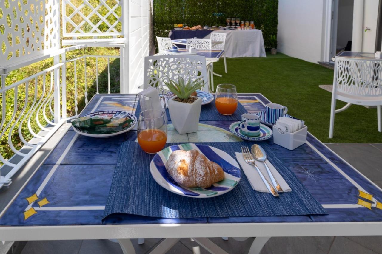 Al Chiaro Di Luna Luxury Suites Amalfi Coast Vietri Exterior foto
